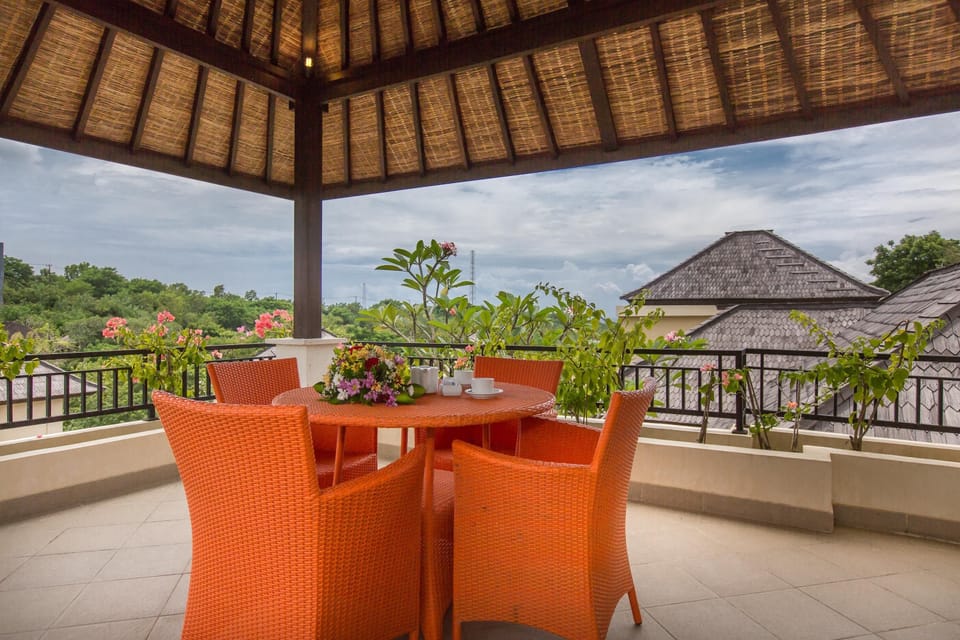 Uluwatu 2 Bedroom Villa, near beach