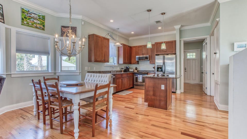 Kitchen family table