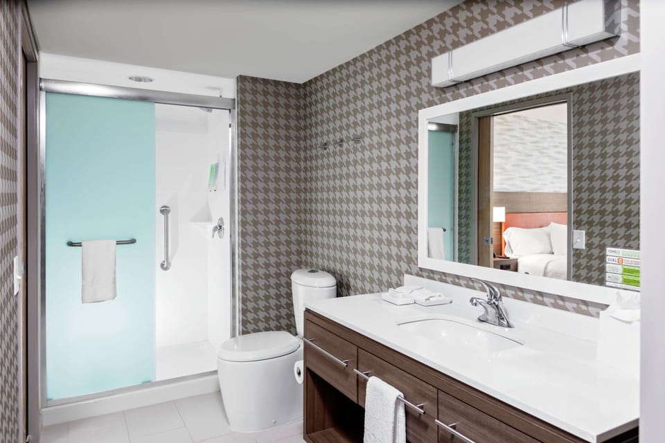 Bathroom shower