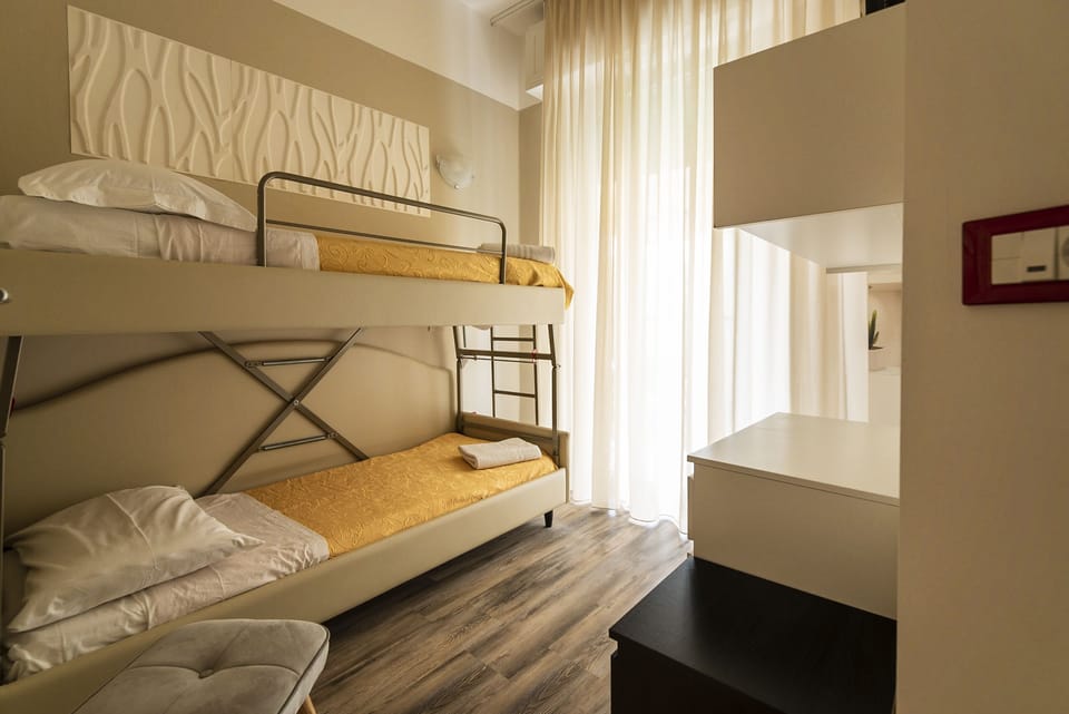 Hypo-allergenic bedding, minibar, in-room safe, individually decorated