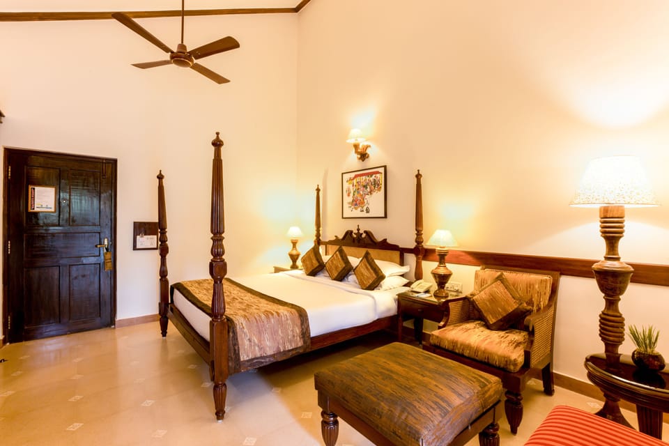 Deluxe Room | Memory foam beds, in-room safe, individually decorated, desk