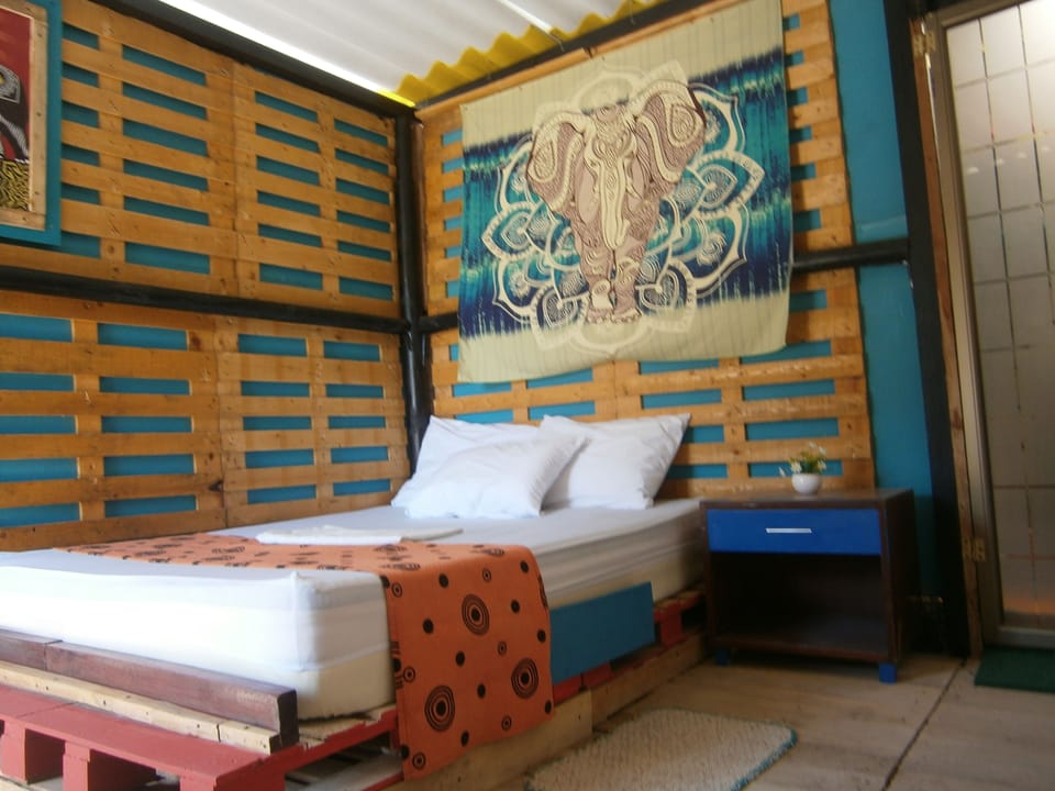 Executive Room, Garden View | Down comforters, memory foam beds, rollaway beds (surcharge)