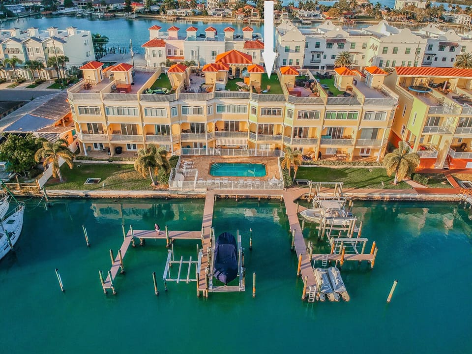 Overhead view of home; 4 floors; elevator;  rooftop deck; pool; on intracoastal