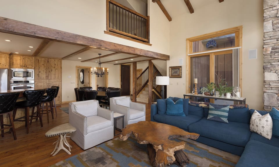 Living Room 4