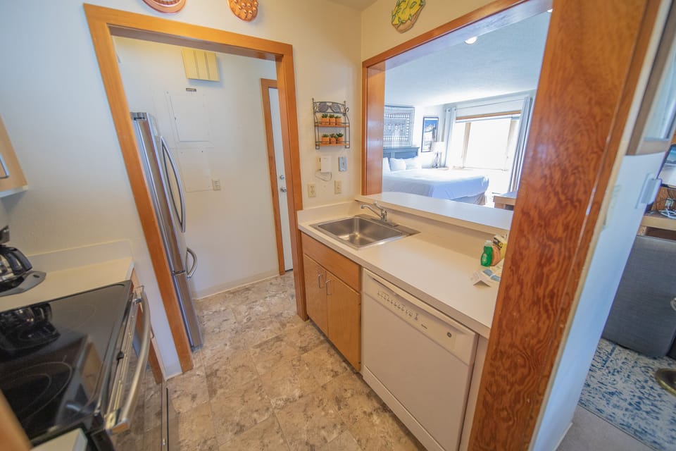 Fully equipped kitchen
