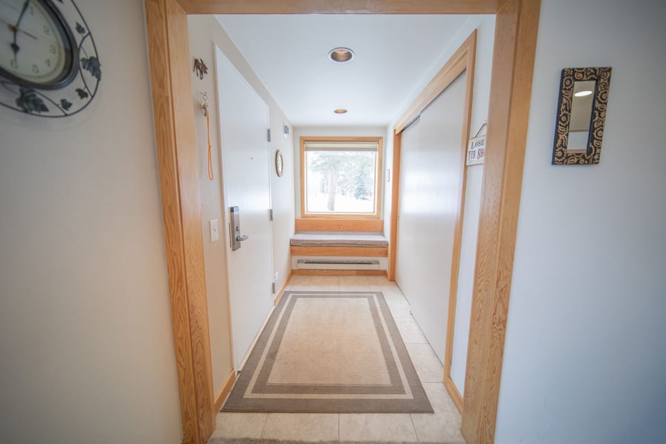 Entryway with storage bench