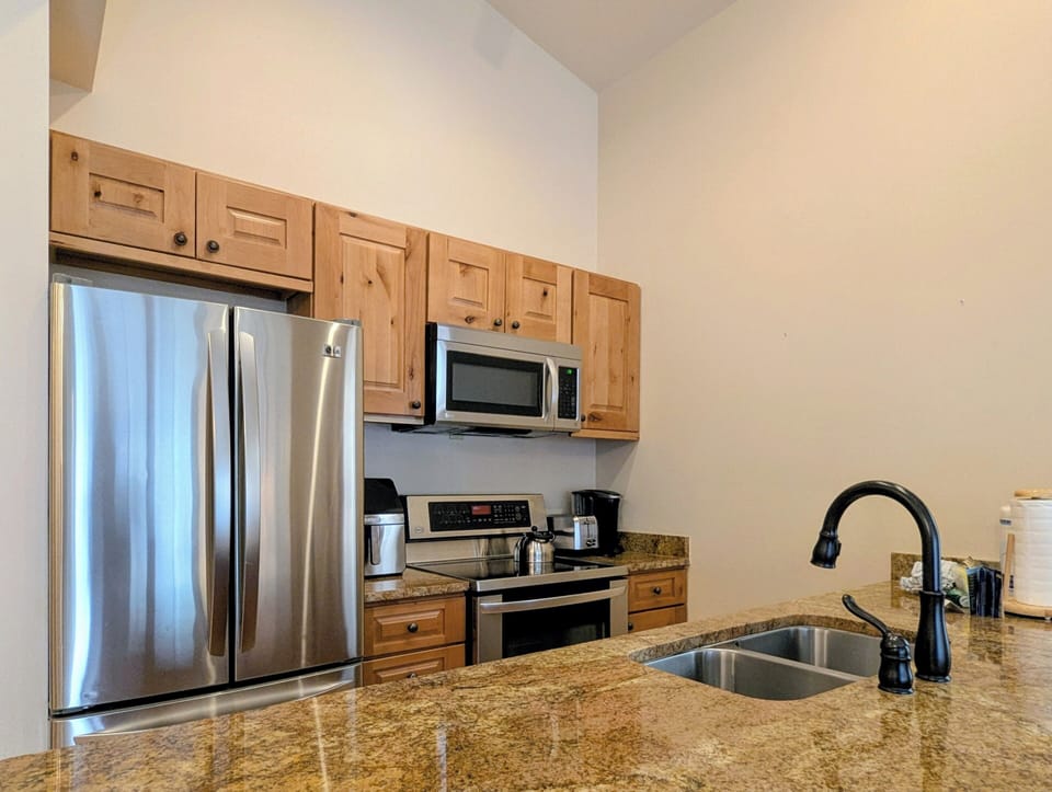 Fully equipped kitchen