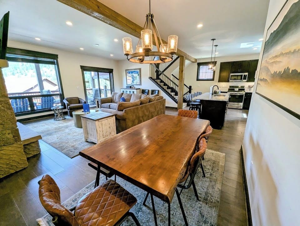 Bright, open layout