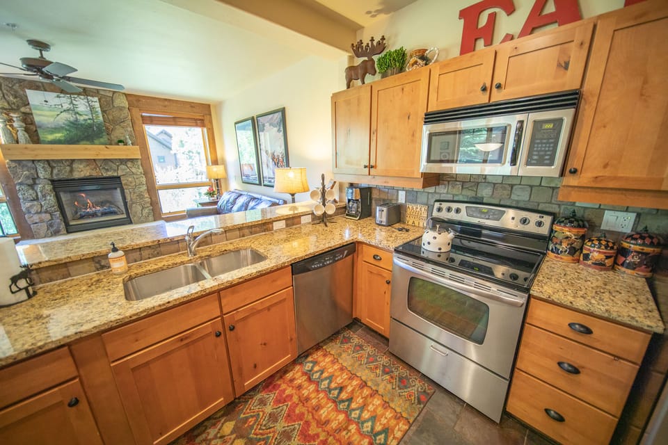 Fully equipped kitchen