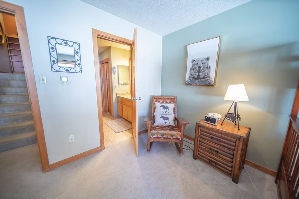 Attached bathroom in Guest bedroom