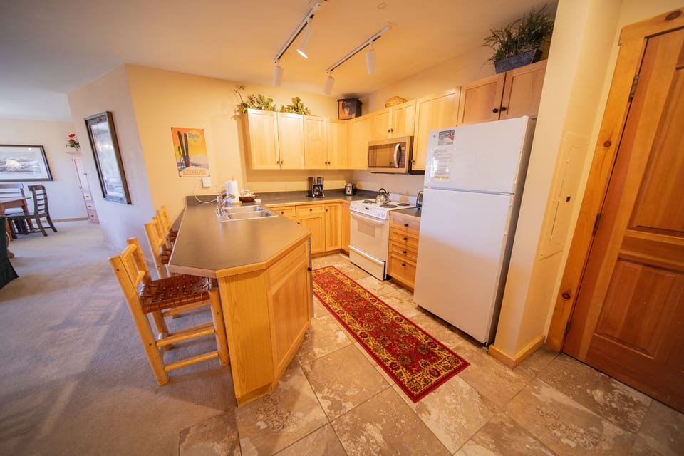 Fully equipped kitchen
