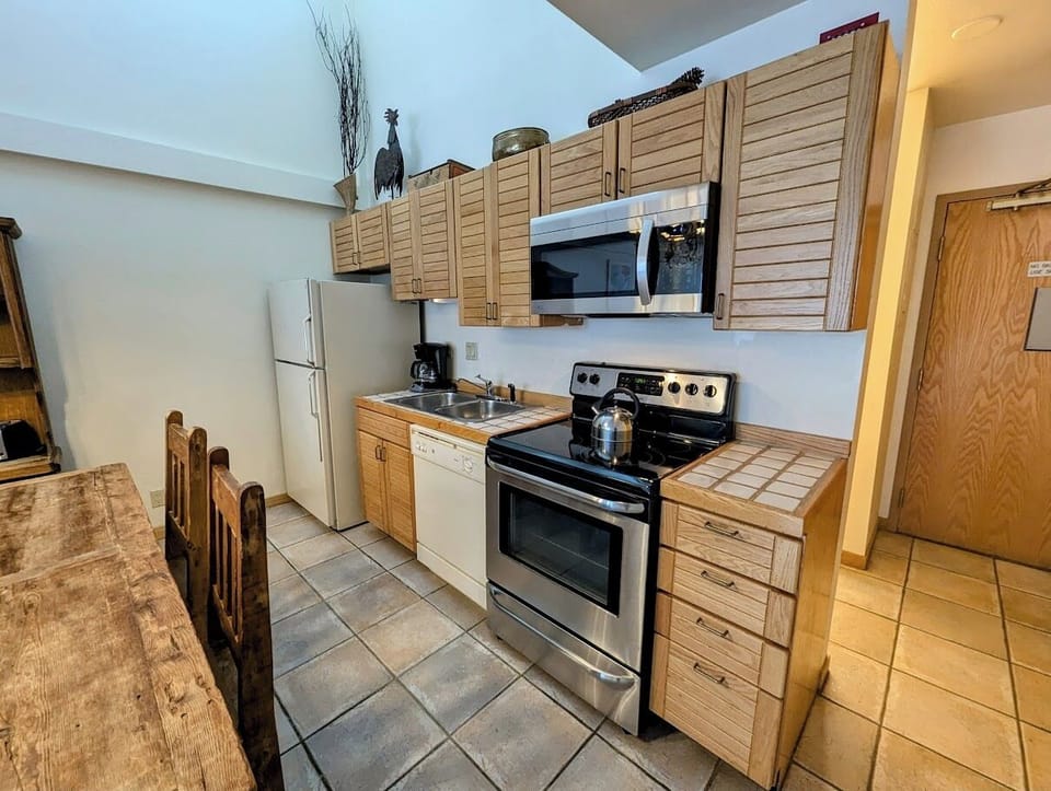 Fully equipped kitchen