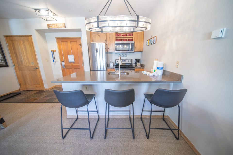 Barstool seating to keep the chef company