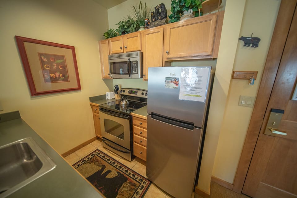 Fully equipped kitchen