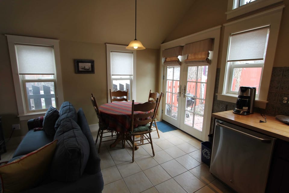 Dining nook