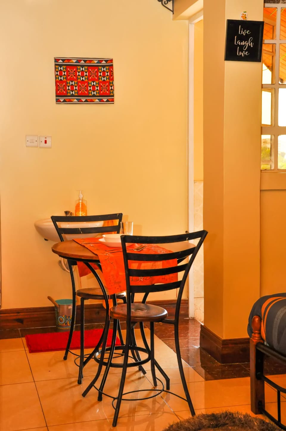 Comfort Apartment, City View | In-room dining