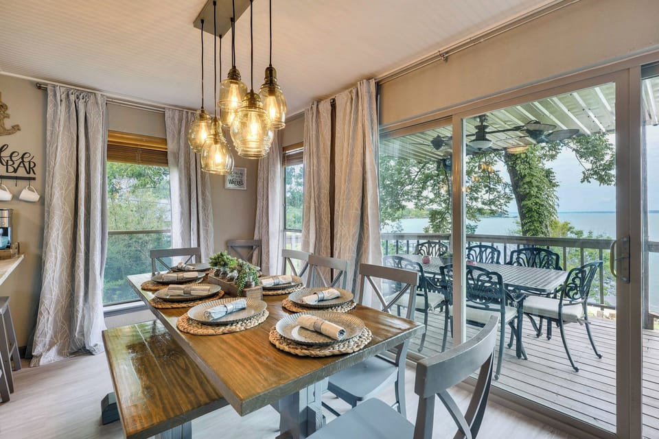 Dining Area | Water Views