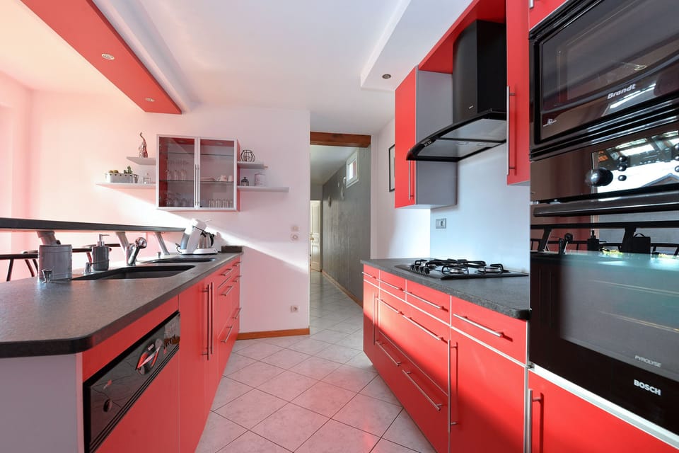Family Apartment, Courtyard View (L' Ecrin des Capucines ) | Miscellaneous