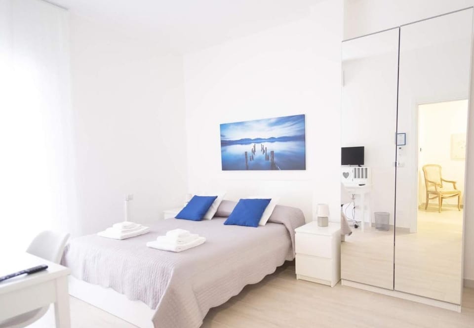 Basic Double Room, Private Bathroom | Desk, free WiFi, bed sheets