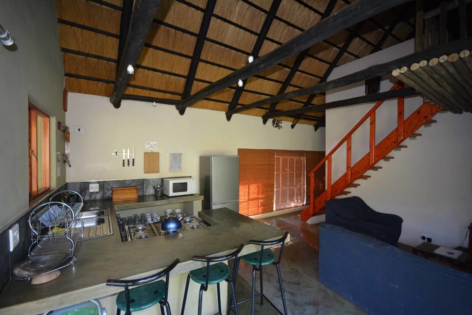 House, Valley View (Owl) | Private kitchen | Full-size fridge, microwave, cleaning supplies