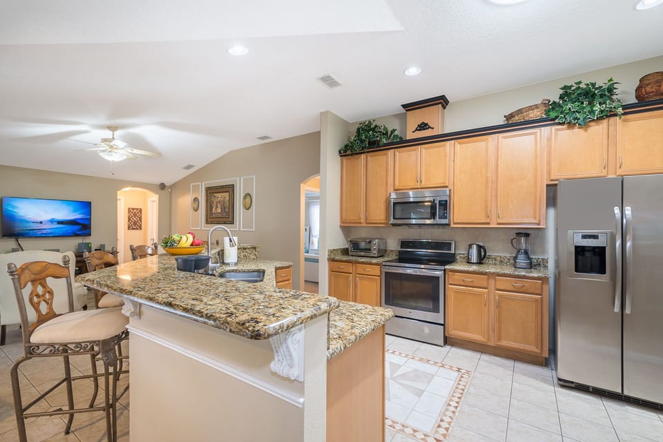 Enjoy a full kitchen with all the appliances you could need.