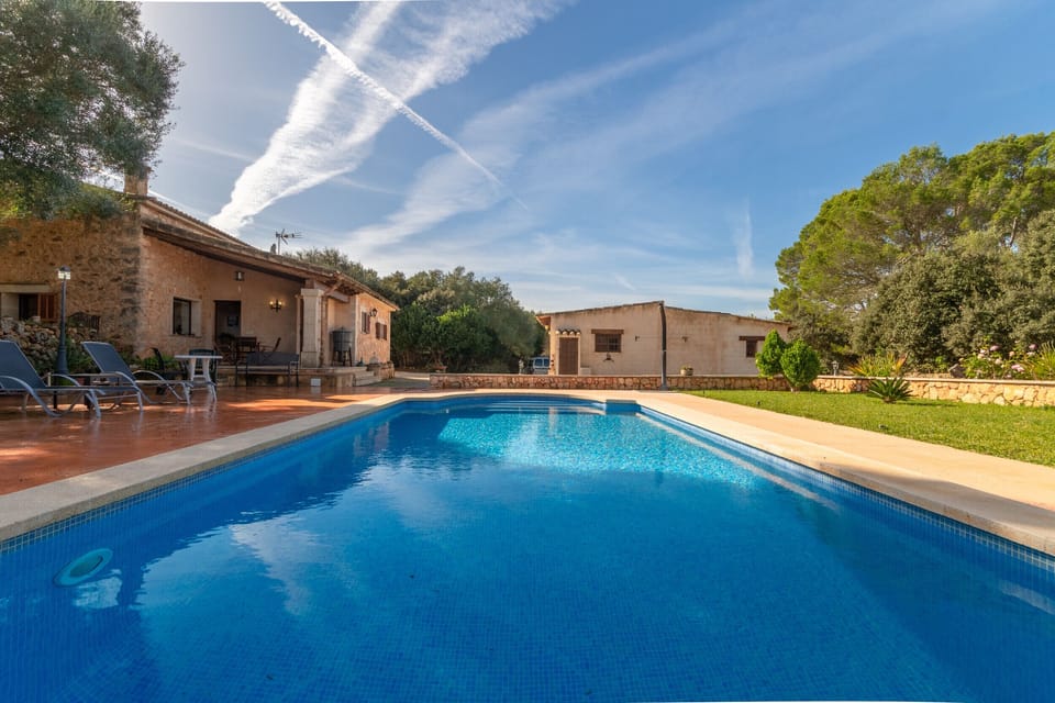 Beautiful villa with pool