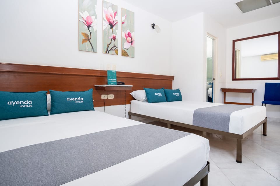 Quadruple Room | Hypo-allergenic bedding available, WiFi (free), bed sheets