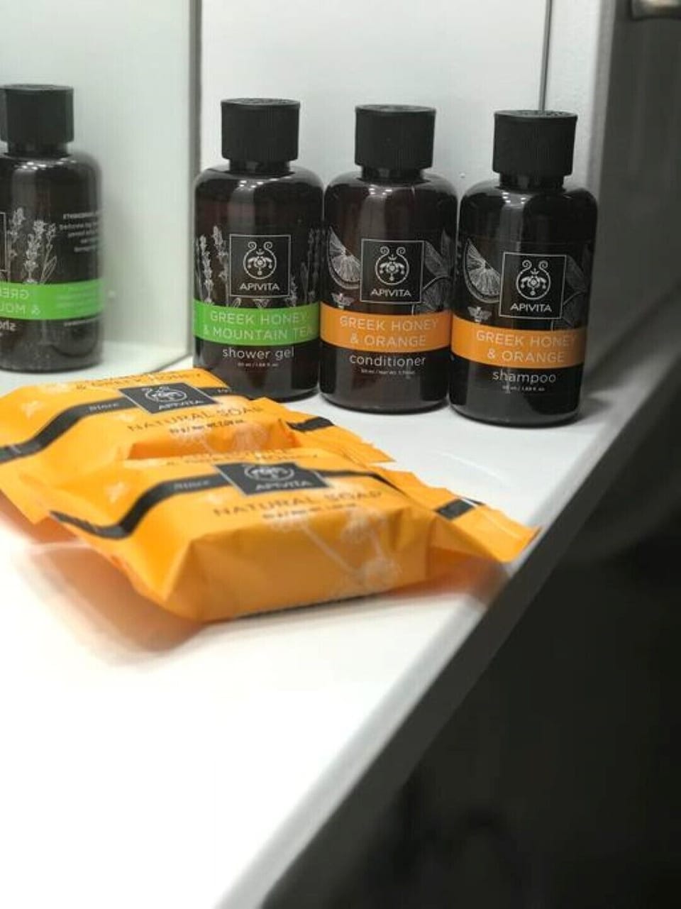 Bathroom amenities