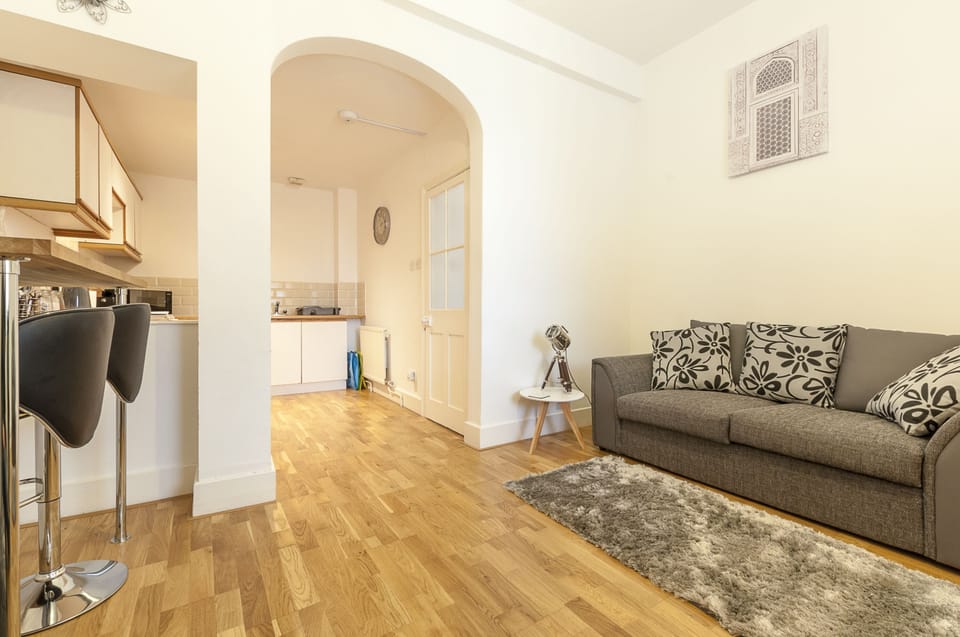 Open plan living, dining and kitchen
