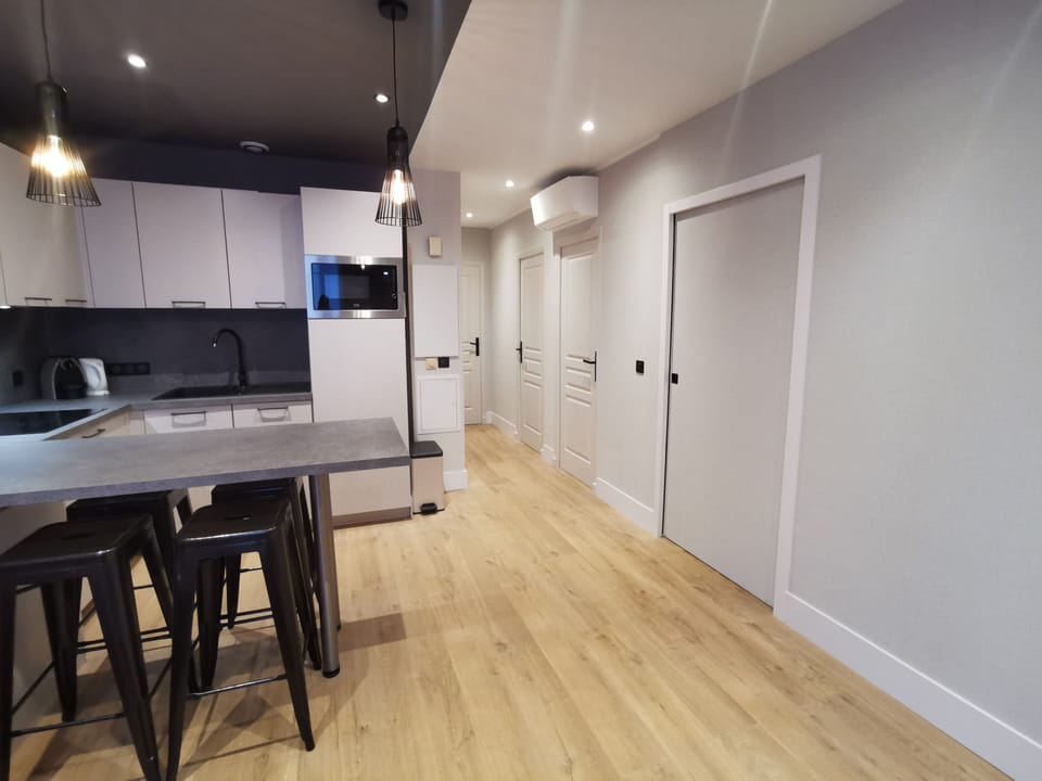 Apartment (41m2) - Nearby the Hotel | Living area | Flat-screen TV