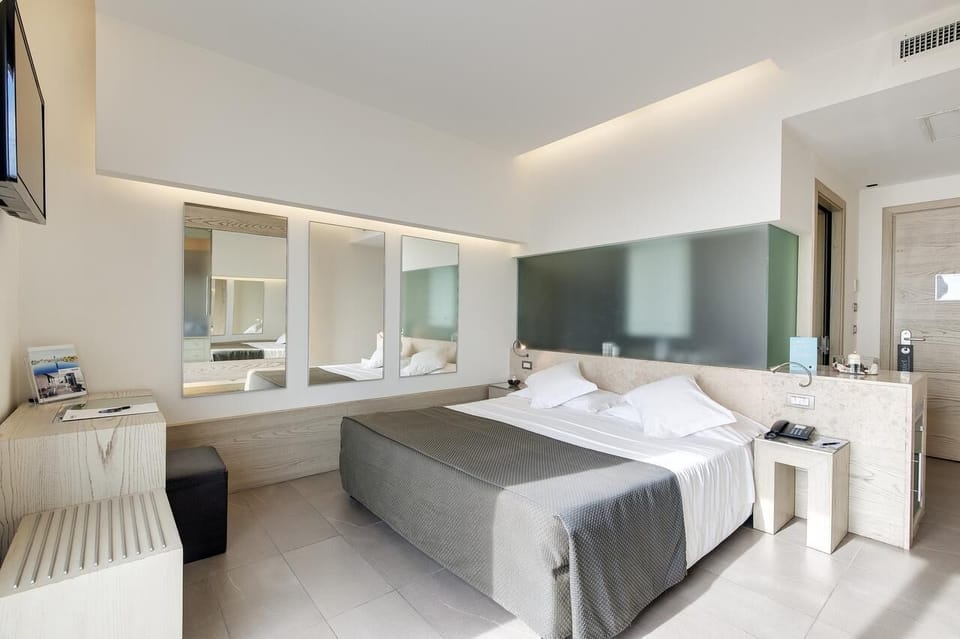 In-room safe, desk, laptop workspace, blackout drapes