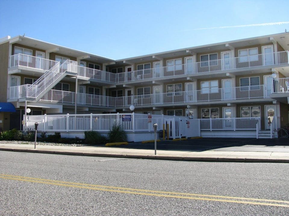 Front of the building (Atlantic Ave.)
