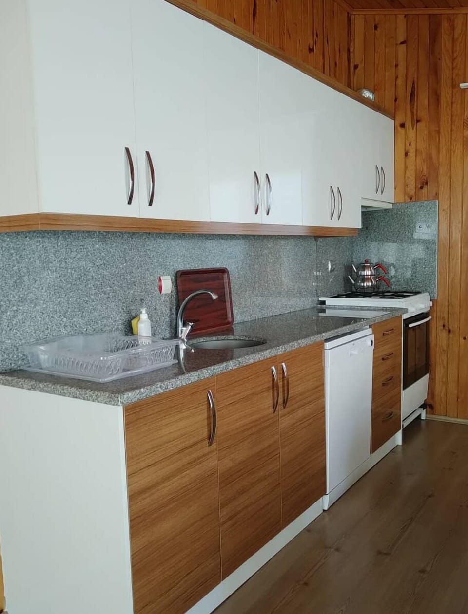Exclusive Apartment, 1 Bedroom | Premium bedding, individually decorated, desk, blackout drapes