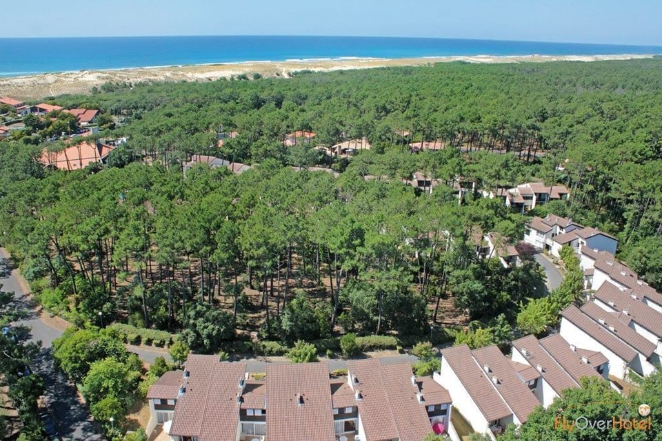 Your beautiful holiday rental is great in any season.
