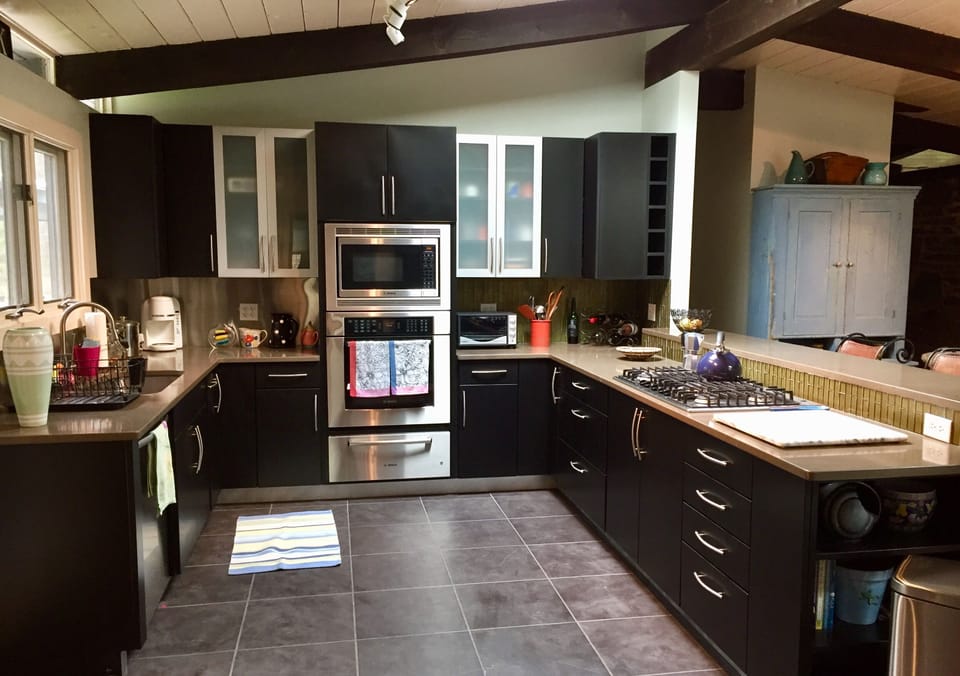 Cook's kitchen with Bosch appliances