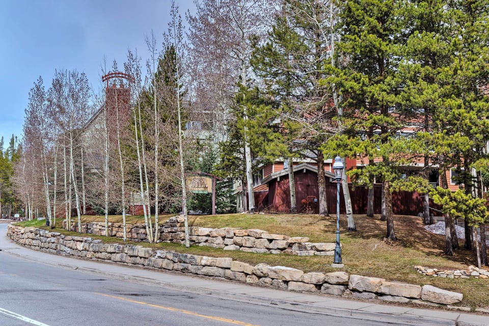Ski Hill Condominiums