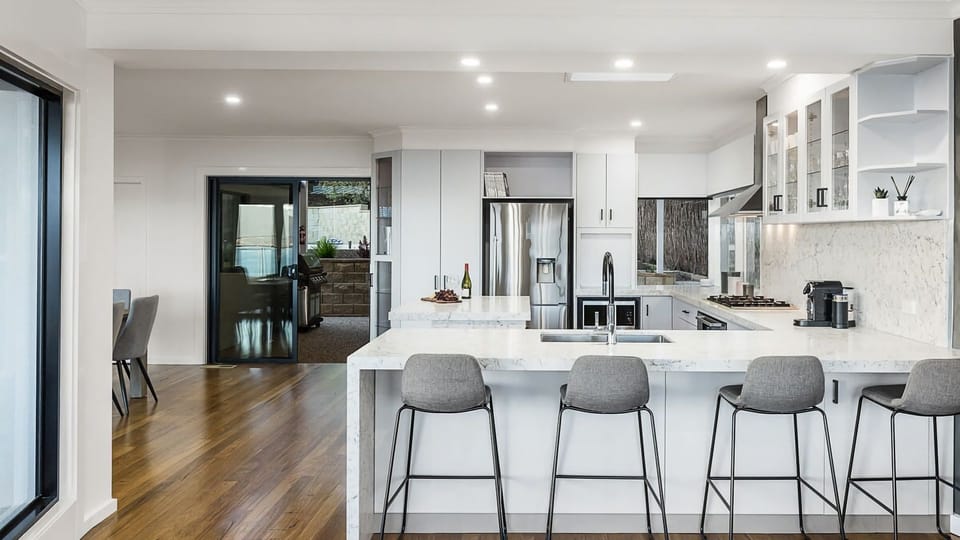 Ellerina Kitchen dining offers panoramic views of the surrounding landscape