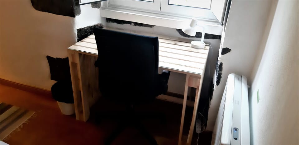 Double Room, 1 Queen Bed, Patio (7) | Individually decorated, individually furnished, desk, laptop workspace
