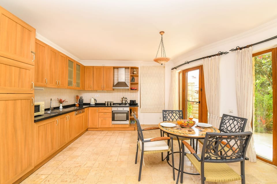 Open plan Kitchen