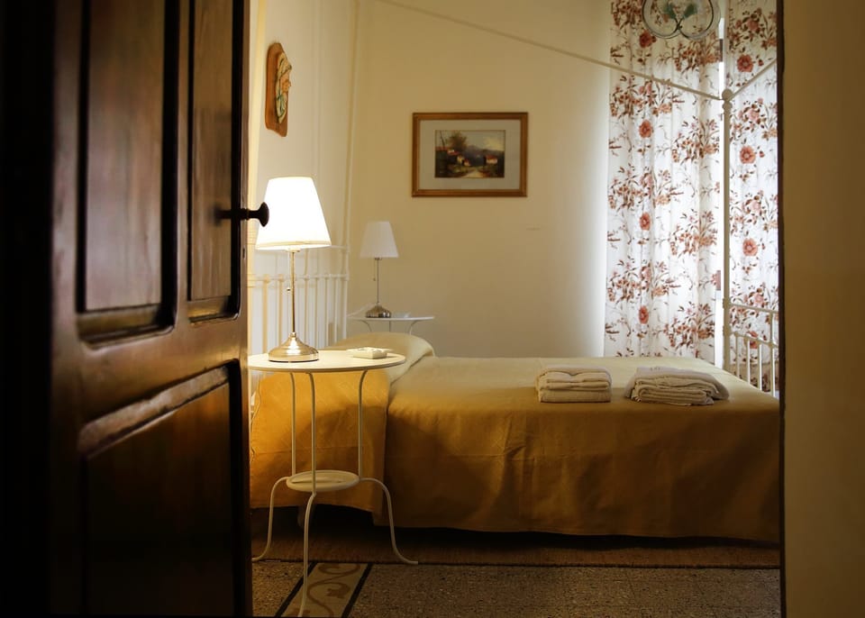 Double Room | Rollaway beds, free WiFi, bed sheets