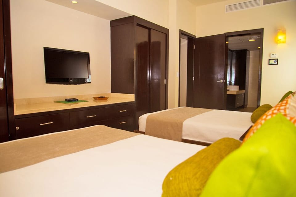 Aldea Thai Best PH, amazing sea views
