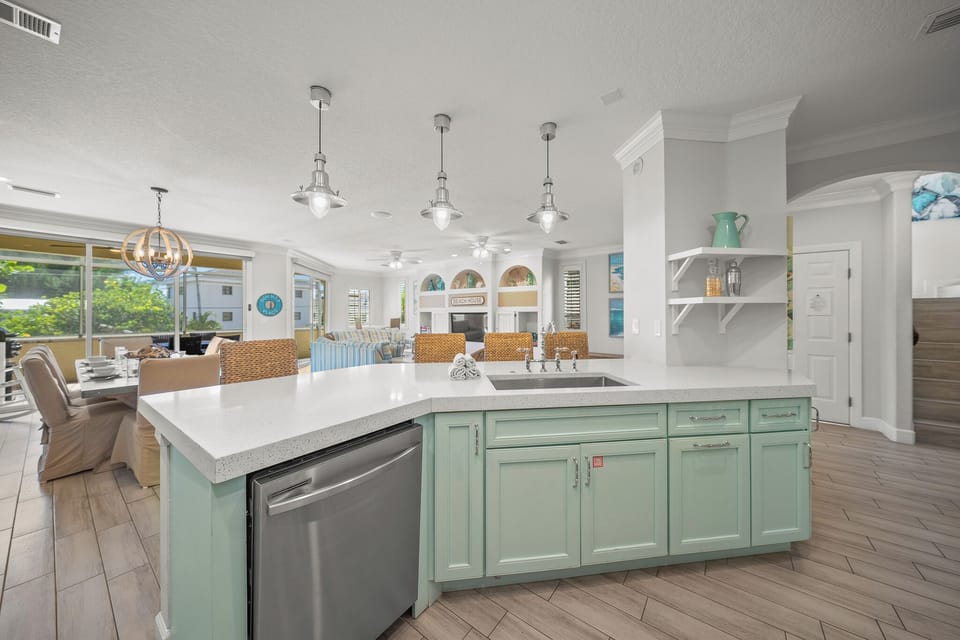 Fully equipped kitchen