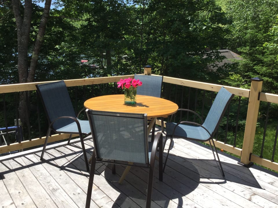 Breakfast on the deck.  So nice!!