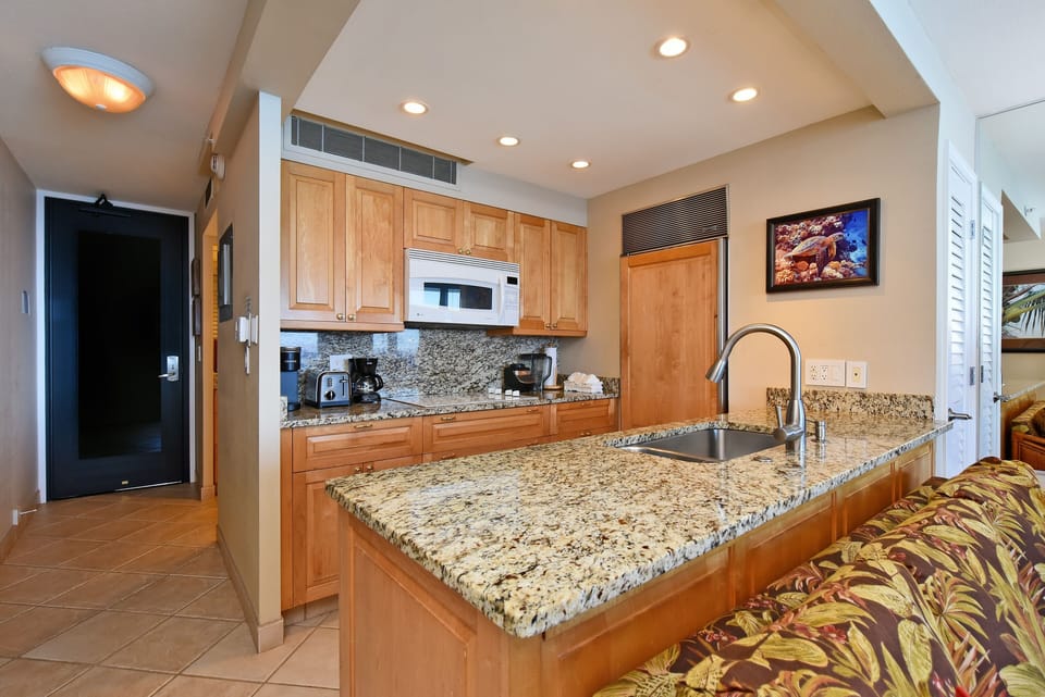 Studio | Private kitchen | Fridge, dishwasher, coffee/tea maker, toaster