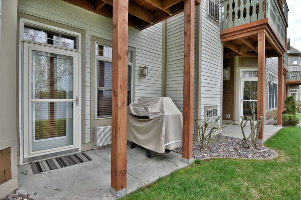 Condo, 1 Bedroom | Property grounds
