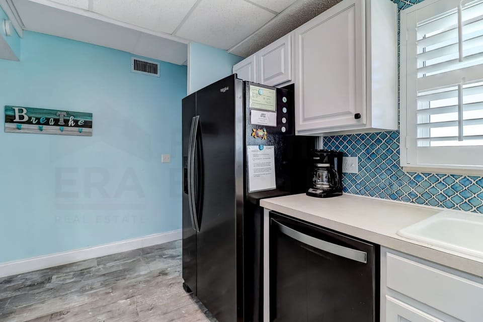 Condo, 2 Bedrooms | Interior