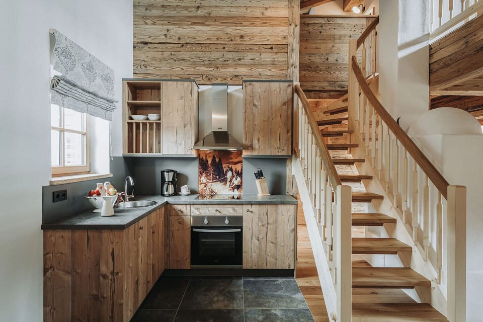 Comfort Chalet (S`KOMMODÈ) | Private kitchen | Full-size fridge, oven, stovetop, dishwasher