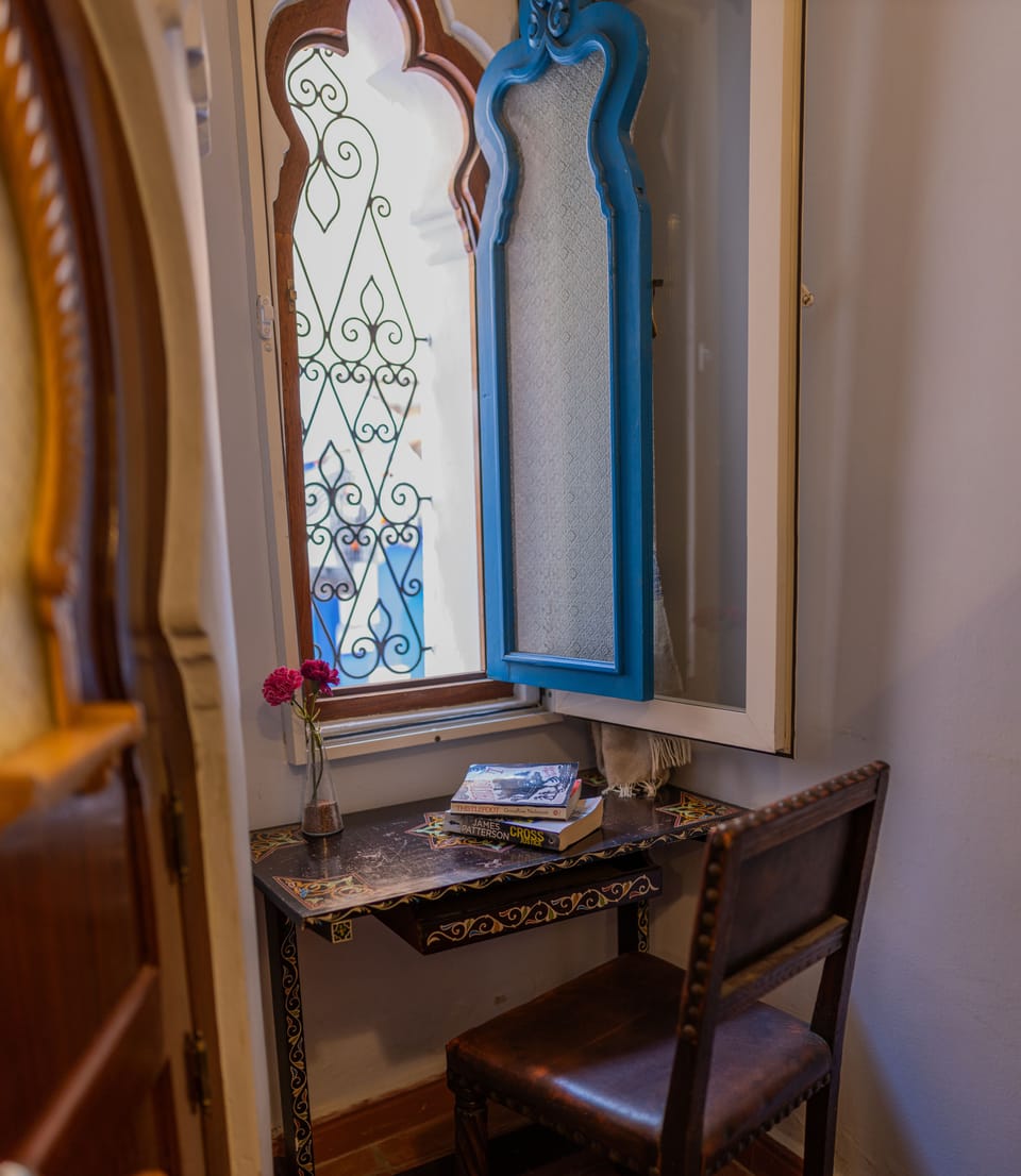 Standard Single Room (Sara) | Individually furnished, desk, free WiFi, bed sheets