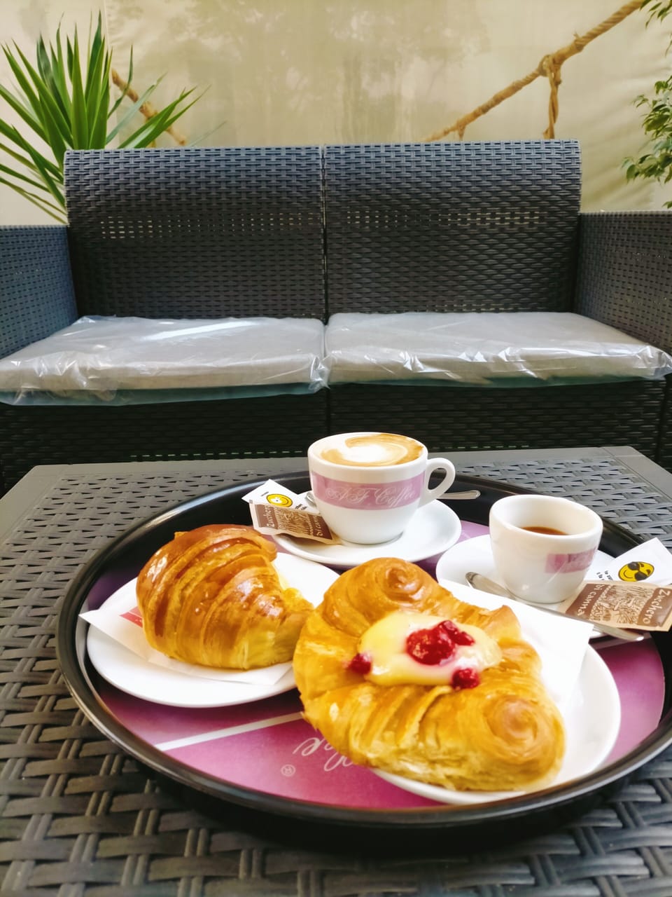 Daily continental breakfast for a fee