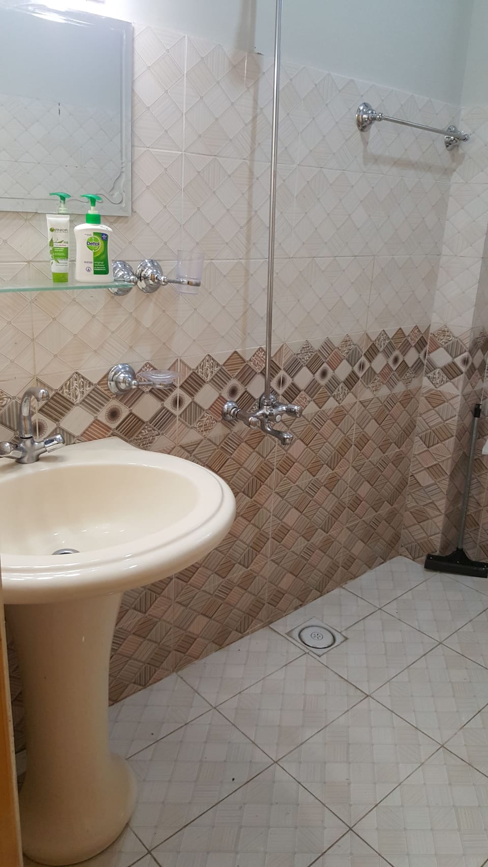Deluxe Triple Room, Hill View